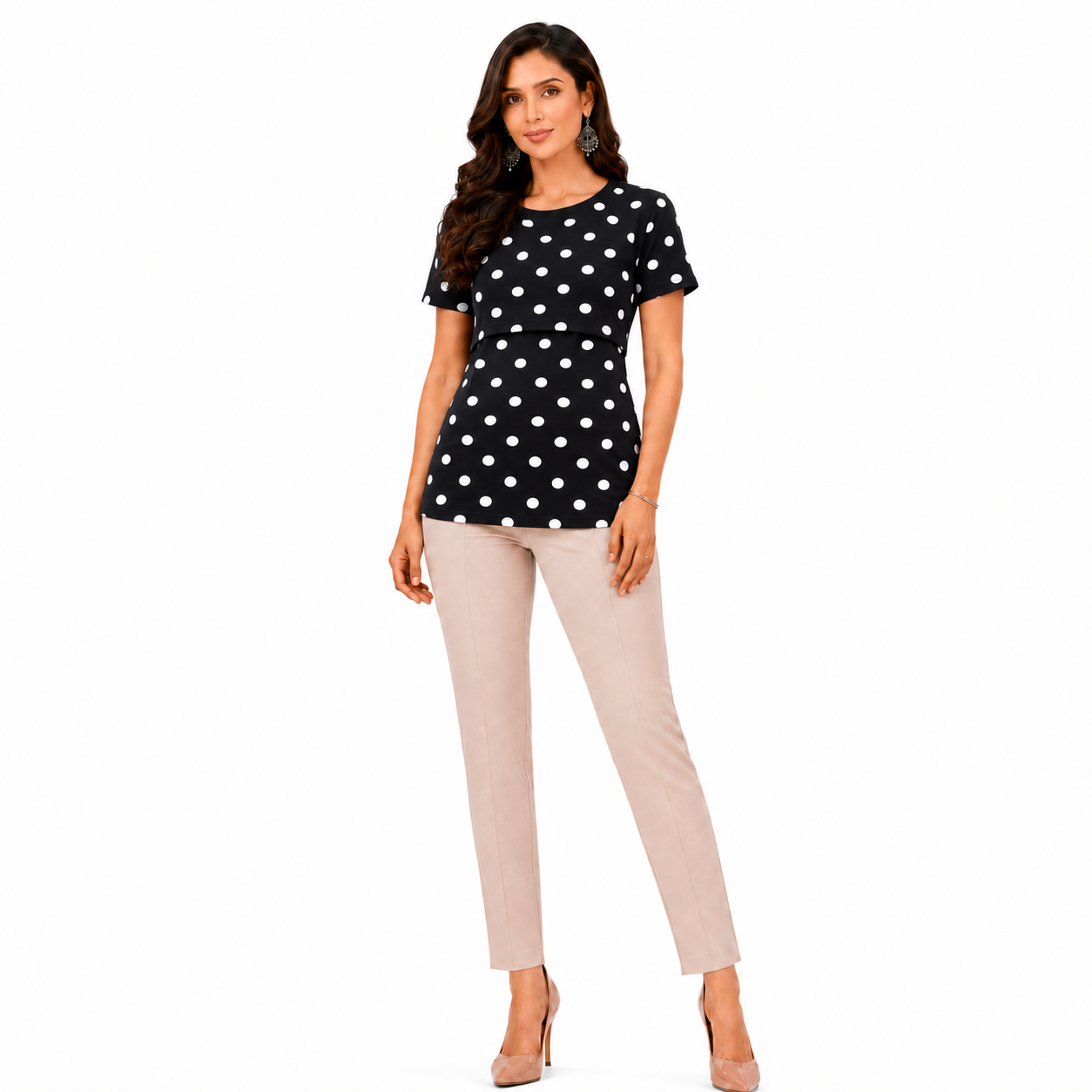 Black and White Polka-Dot Feeding T-Shirt