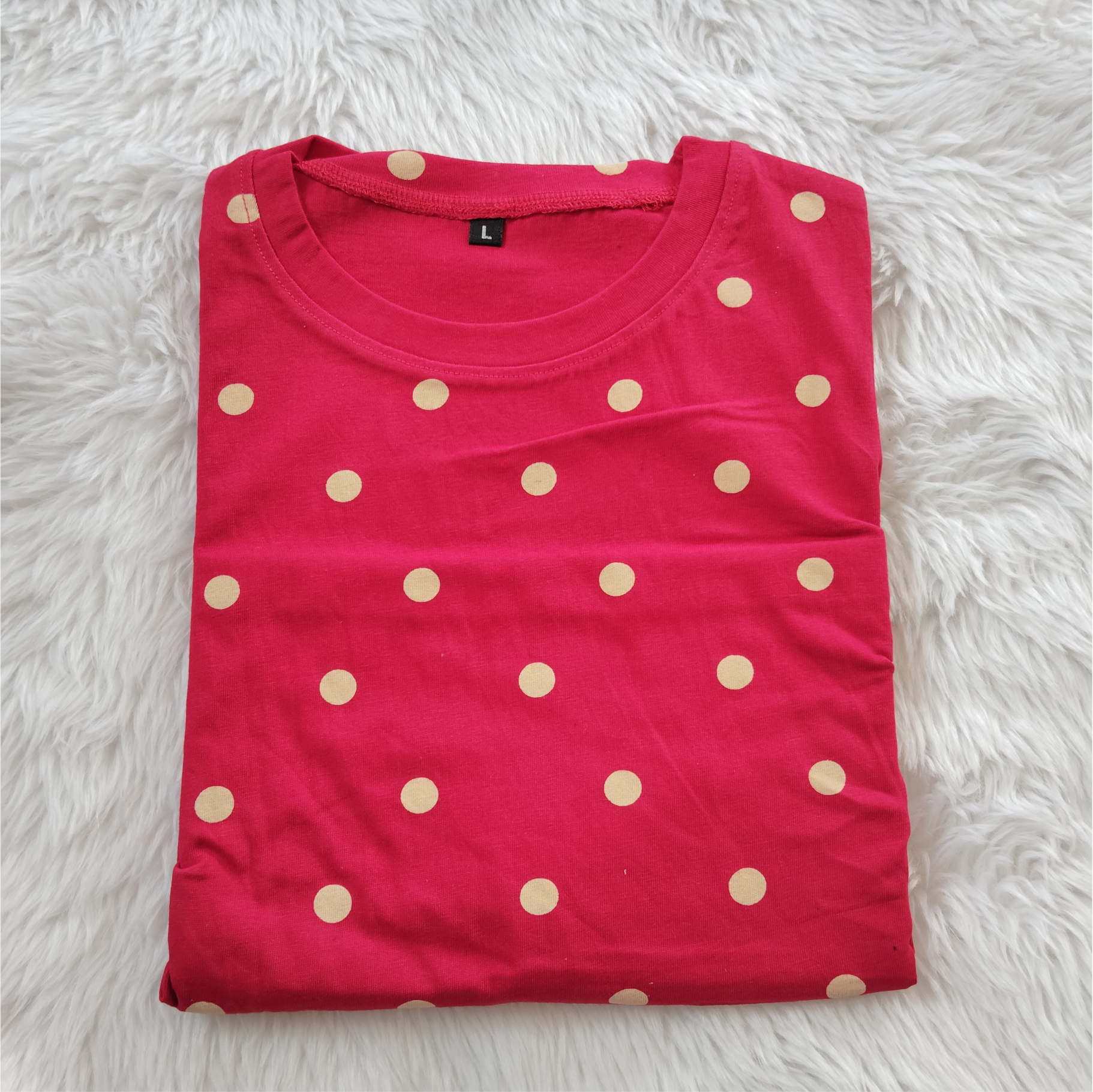 Red and Beige Polka-Dot Feeding T-Shirt
